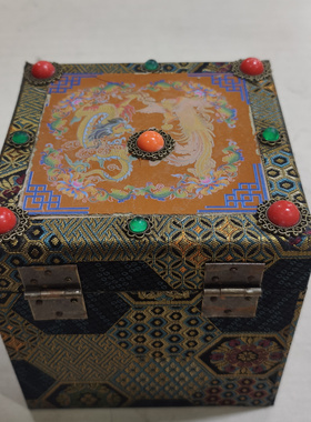 古玩旧藏珍藏锦盒内装瓷器密封收藏