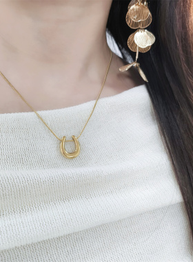 钛钢保色质感U型吊坠锁骨链项链