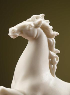 陶瓷小白马摆件白瓷招财风水中式客厅玄关家居装饰品景观造景摆设