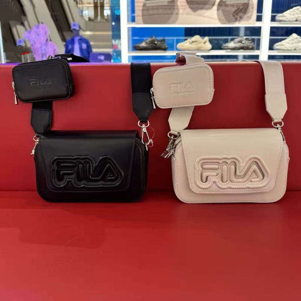 FILA斐乐 2025夏季新款女士时尚百搭运动包休闲挎包 F13W529163,淘宝优惠券,粉丝福利购,淘宝优惠卷