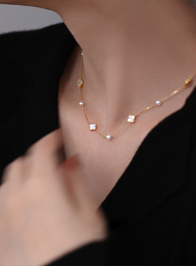 满天星母贝珍珠项链春秋高档毛衣链轻奢高级感夏季时尚小众锁骨链