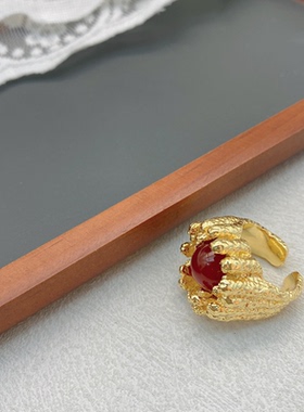 铜铸镀金红玛瑙镶嵌复古戒指女