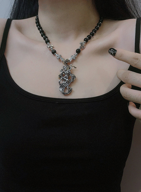 复古做旧款黑色珍珠串珠十字架项链飞天琵琶女神吊坠锁骨链女颈链