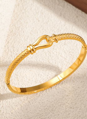 新款不锈钢马蹄扣手镯