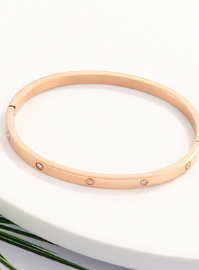 厂家直销欧美简约时尚潮人创意款