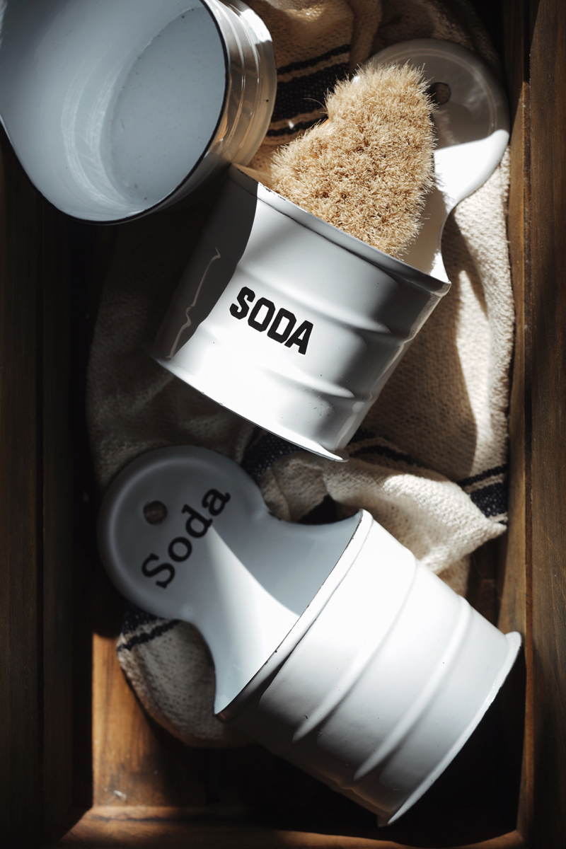 微瑕款焊接结构欧洲复古珐琅搪瓷厨房墙挂桶储物罐置物架壁挂架 - 图0