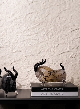 手工玻璃牛运亨通招财牛摆件