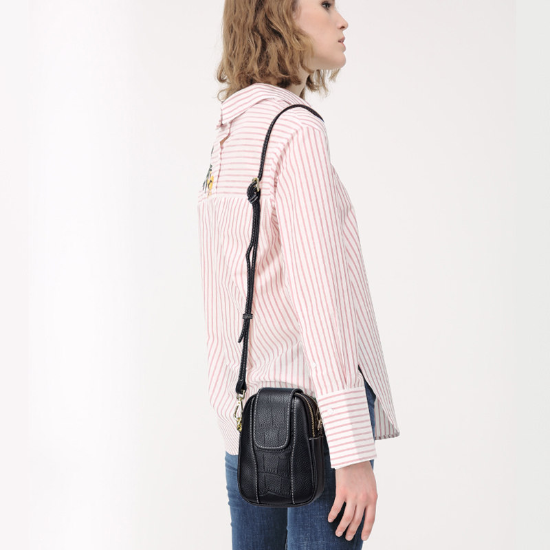 真皮2020新款夏天迷你竖款小包包 那片云女士包袋