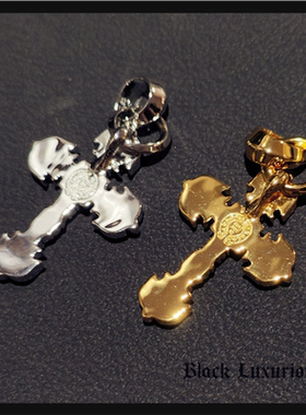 Black Luxurious电镀22K18K风格中号火焰十字架刻字个性项链