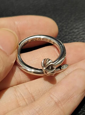 S925朋克风格花头钉子十字戒指