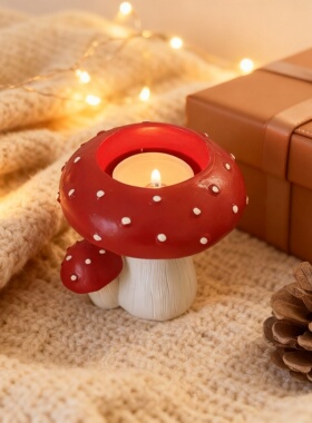 圣诞红蘑菇树脂发光桌面摆件