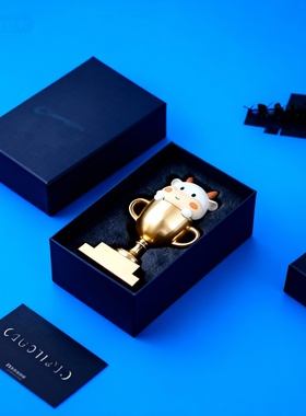 卡通动物树脂奖杯摆件礼盒礼物