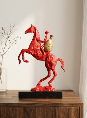 中古风红色骑马人物摆件客厅玄关电视柜艺术雕塑高级感家居软装