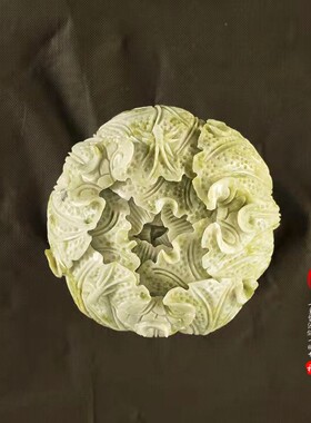 蓝田玉岫岩玉白菜抱财包财摆件