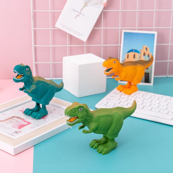 Children's wind-up dinosaur creative and practical toy