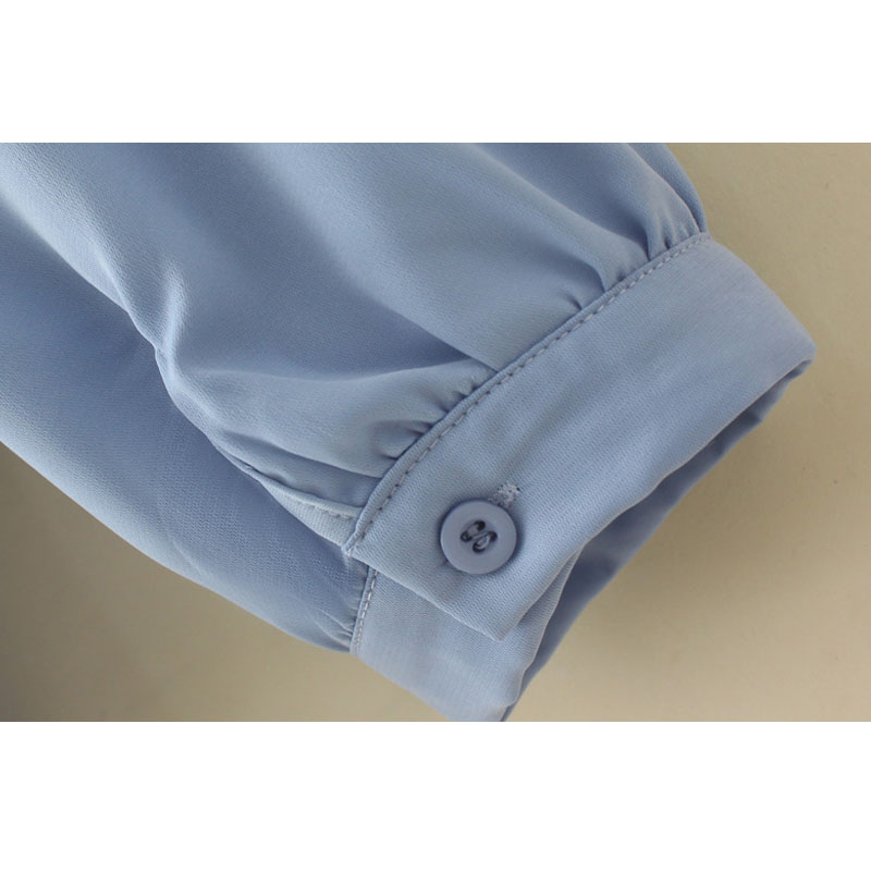 大码女士衬衫设计感小v领长袖衬衣2025秋装新款职业OL通勤蓝上衣 - 图2