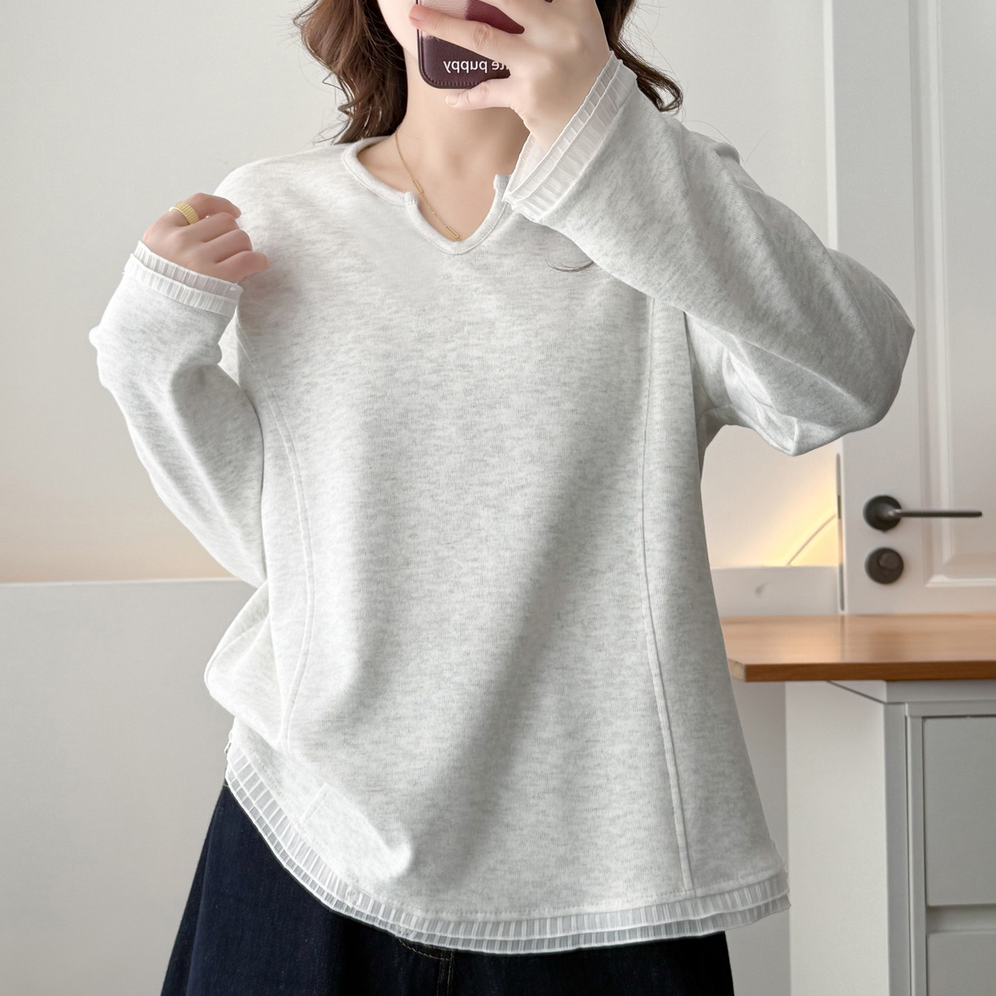 冬季设计感大码女装宽松藏肉显瘦打底衫胖mm长袖蕾丝拼接洋气上衣,淘宝优惠券,粉丝福利购,淘宝优惠卷