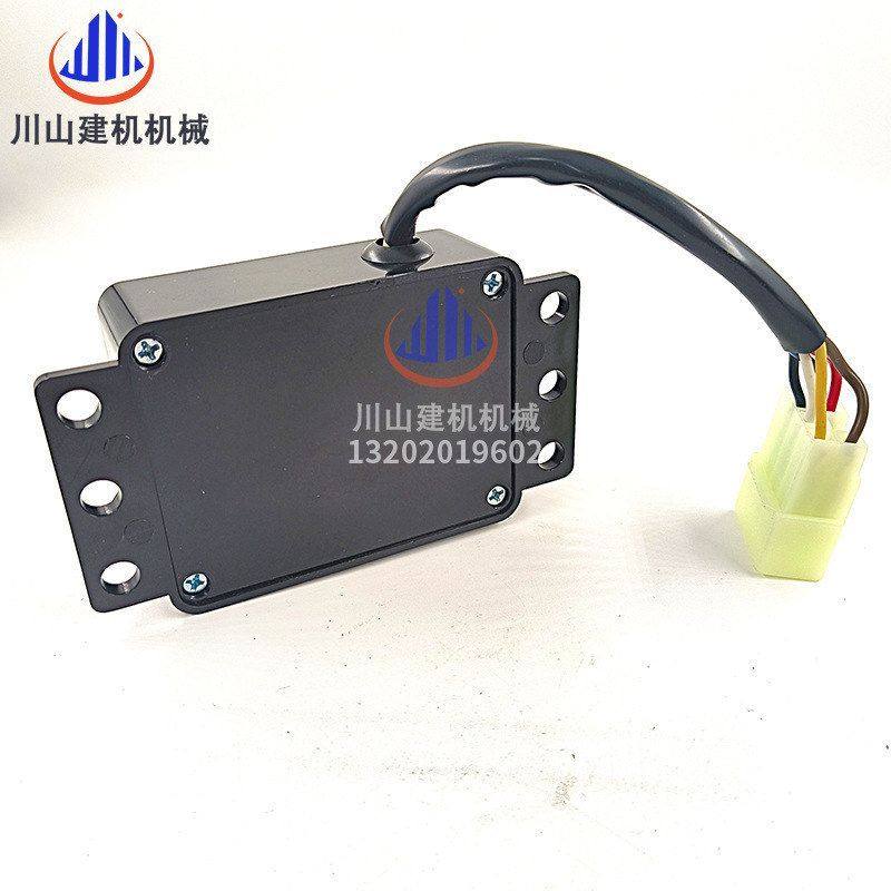 挖掘机斗山大宇150/220/ 215/225/300-5-7雨刮计时器控制器00040,淘宝优惠券,粉丝福利购,淘宝优惠卷