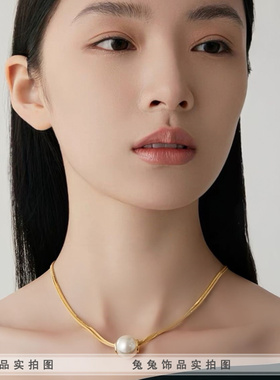 钛钢蛇骨链女双层叠戴贝珠项链