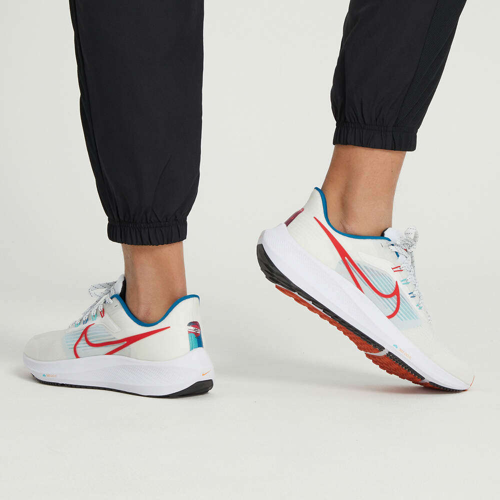 nike 2023年新款男子39跑步鞋 TOPSPORTS跑步鞋