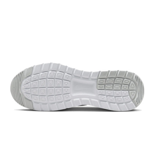 耐克女子W  AIR MAX NUAXIS运动休闲板鞋/复刻鞋HF1233-101 - 图3