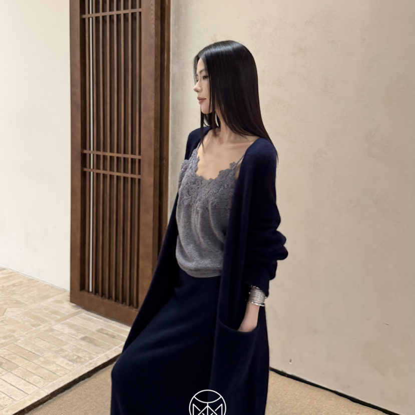 TOMORROW ANN秋新山羊绒老钱风拼接蕾丝时尚吊带显瘦背心女12213 - 图3