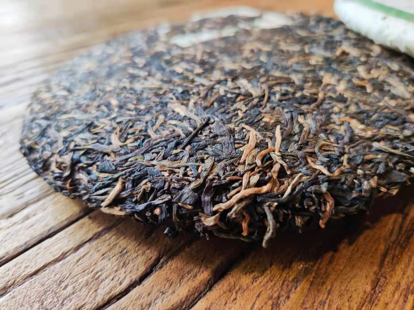 六大茶山2006年【六山春尖】金奖茶 云南普洱茶老生茶 357克