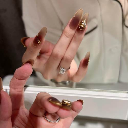 【焦糖玛奇朵】咖色腮红渐变磨砂质感全华钻高级感初秋手工穿戴甲 - 图2