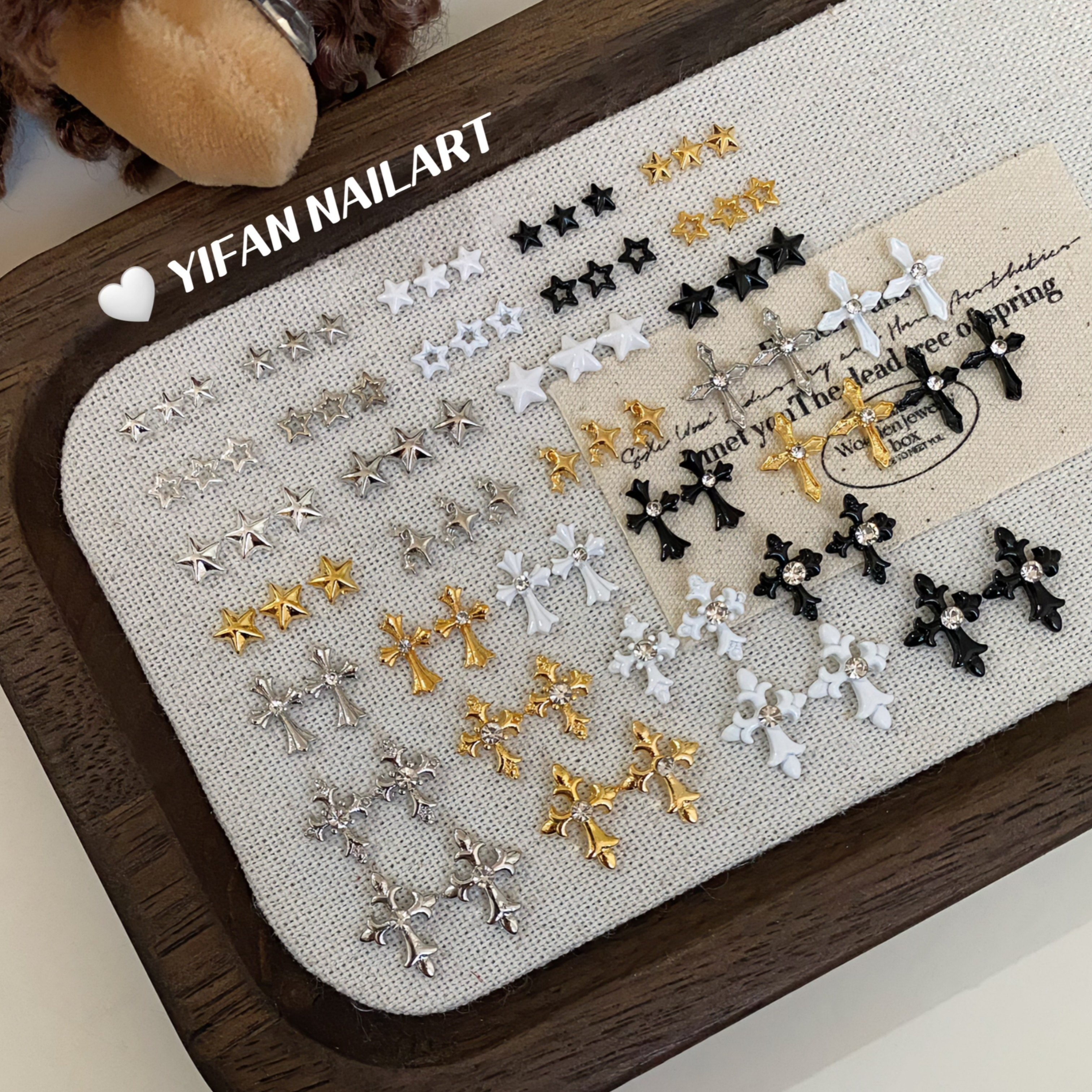 YIFANNAIL【金属感】黑白星星 金银克罗心十字架美甲饰品R97,淘宝优惠券,粉丝福利购,淘宝优惠卷