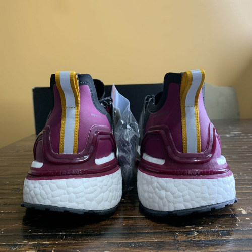 正品 Adidas阿迪达斯ULTRABOOST 女子跑步运动鞋FV8364EG9803 - 图0