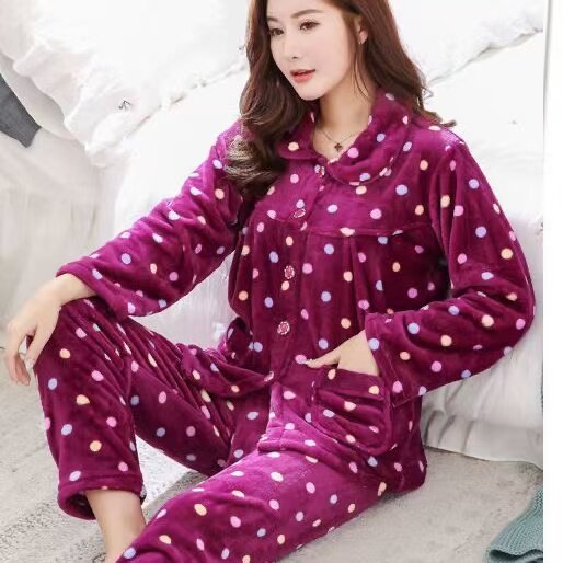 秋冬女士法兰绒睡衣长袖双面绒妈妈装加大码