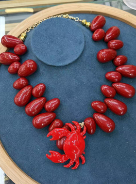 2025新款红色螃蟹项链女小众设计感高级轻奢气质百搭锁骨链颈链