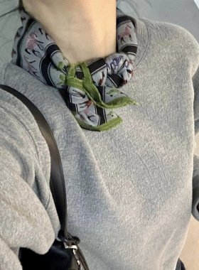 丝巾系脖高级感小众印花小方巾