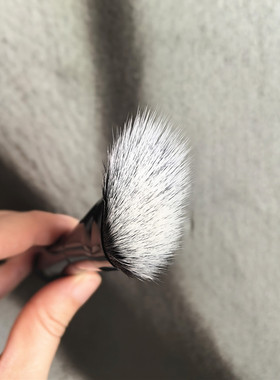 点彩修容刷自然V脸膏体液体刷