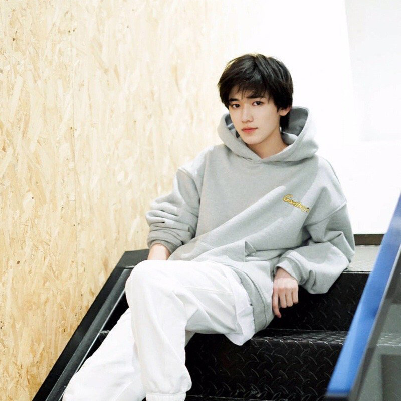 时代少年团宋亚轩同款goodboy灰色秋季薄款卫衣女背后滑梯上衣男