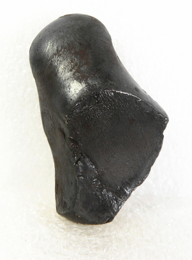 俄罗斯阿林天然原石目击陨铁