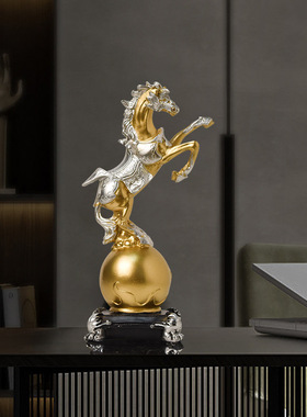 爆款马雕像轻奢家居小骏马摆件客厅玄关电视柜装饰招财马年工艺品