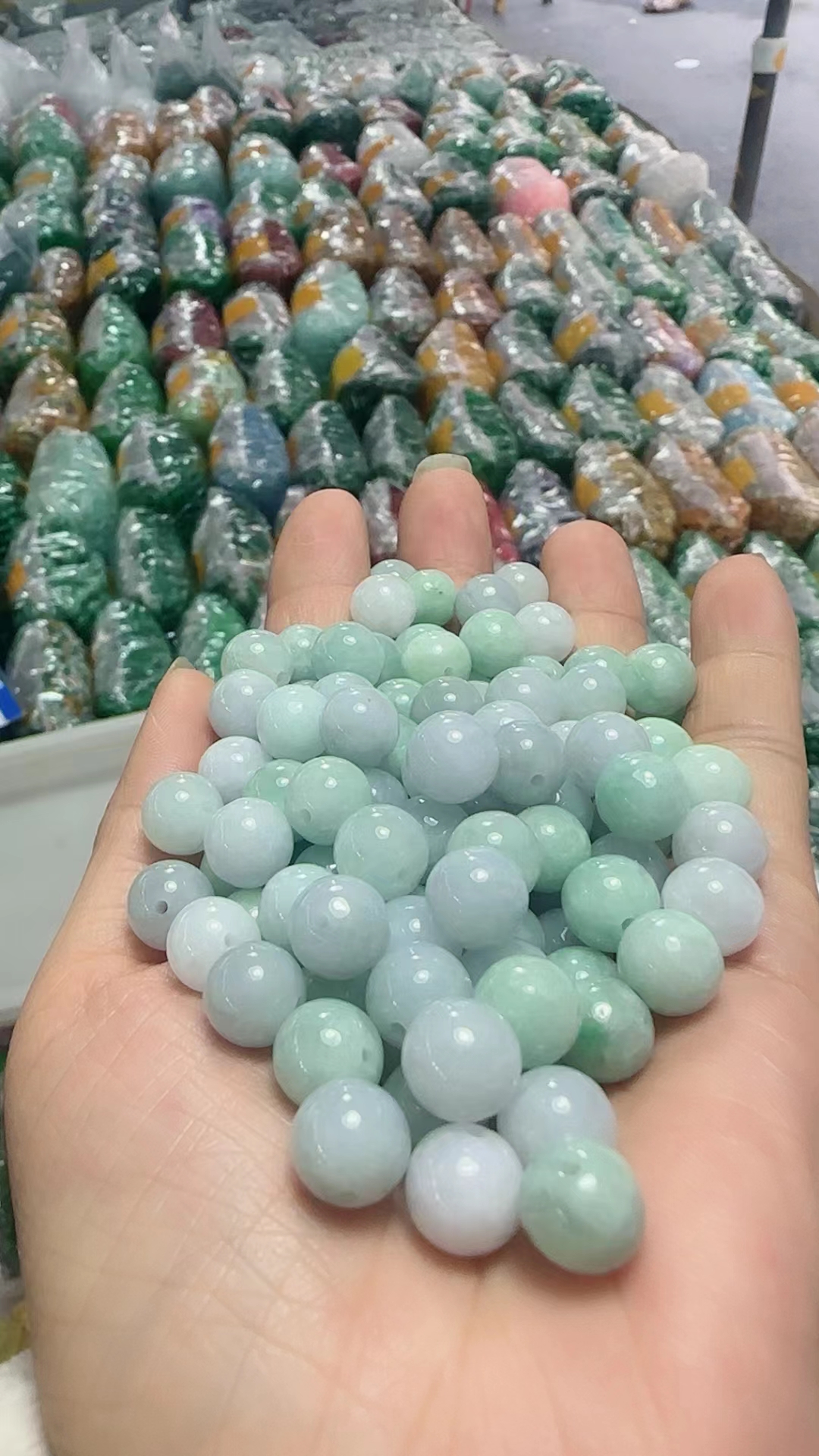 纯天然翡翠玉A货散珠子手链串项链创意DIY饰品豆绿冰白6mm10mm - 图1