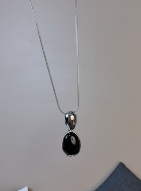 轻奢设计师款黑色玛瑙水滴吊坠长款项链女毛衣链