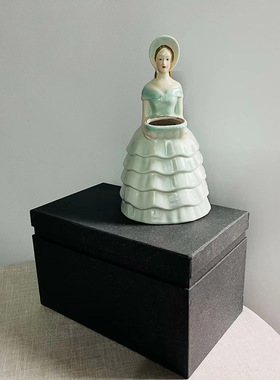 陶瓷摆件复古花瓶器摆件西洋人物