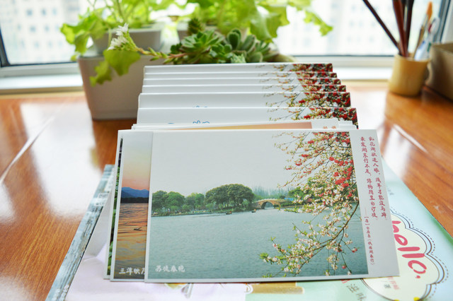 Photographic postcards of ten scenes of West Lake in Hangzhou