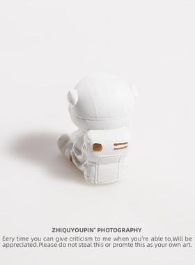 网红宇航员太空人桌面装饰摆件