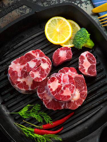 新鲜牛尾巴 进口谷饲原切整根牛尾骨商用牛肉带肉牛尾煲汤 800g装 - 图1