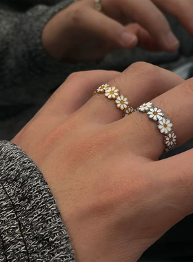 权志龙同款雏菊钛钢不掉色戒指