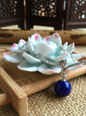 天然纯银镶嵌开运项链招桃花吊坠