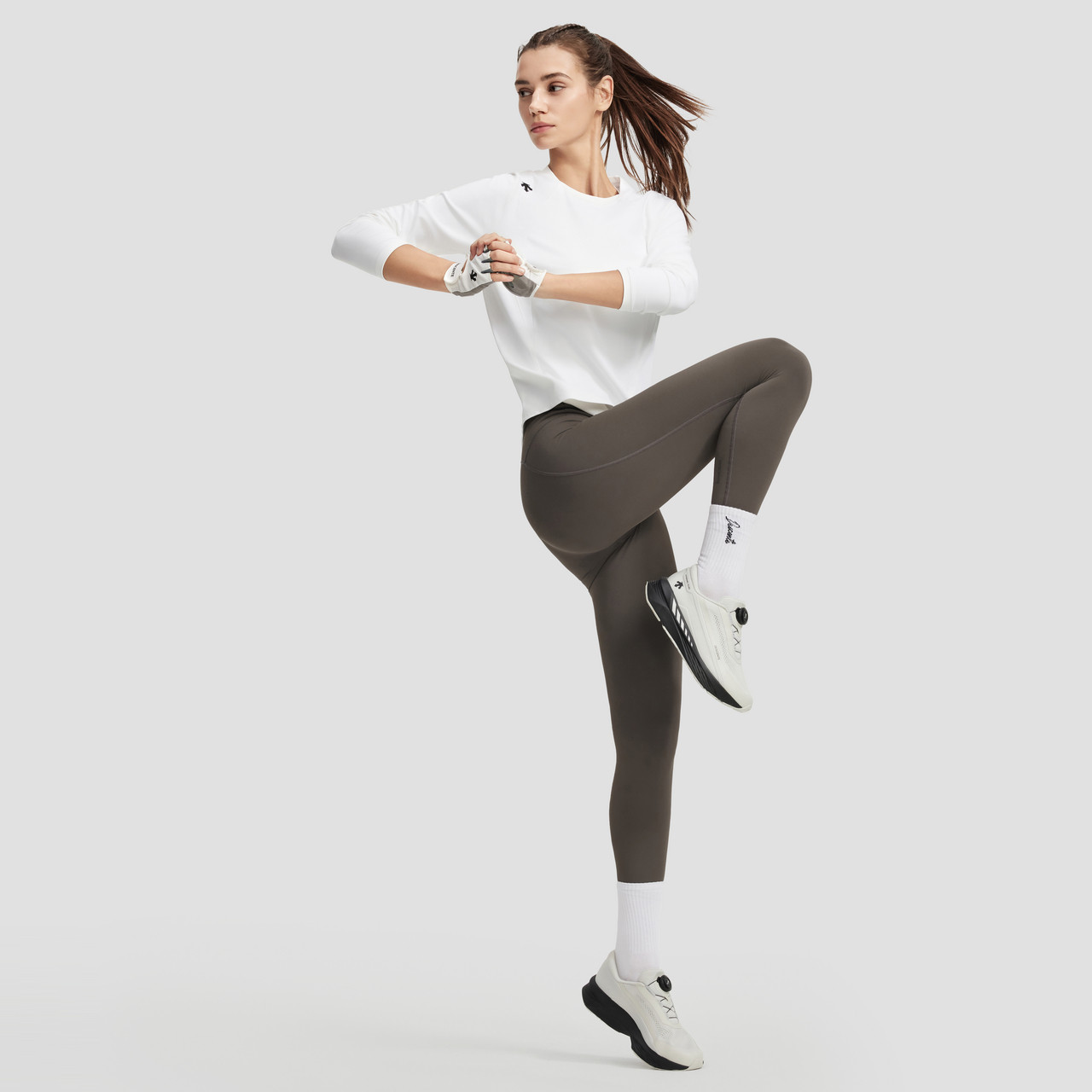 DESCENTE迪桑特WOMEN’S TRAINING系列女士吸湿速干长袖针织衫,淘宝优惠券,粉丝福利购,淘宝优惠卷