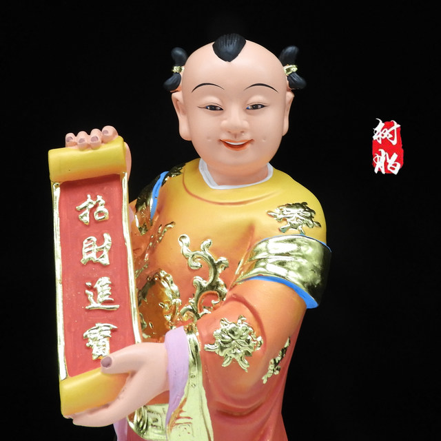 Wealth-promoting and treasure-producing statues with left and right protection ornaments