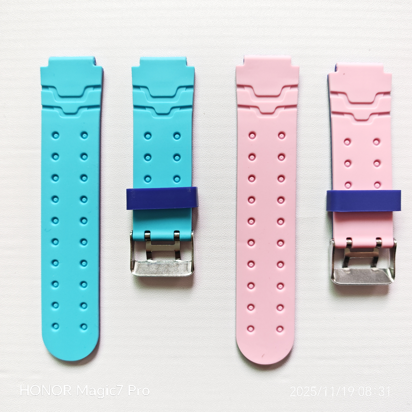 通用儿童电话手表硅胶表带智能手表双色表带生耳配件16MM接口多色,淘宝优惠券,粉丝福利购,淘宝优惠卷