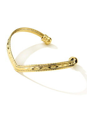 设计款爱心开口钛钢菱形修饰手镯