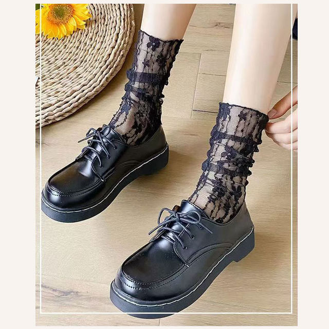 Stacked socks for women lace mid-tube socks spring and summer hollow princess style ultra-thin ins trendy mesh lace lace stockings